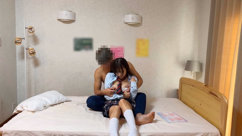 シーン1：制服の下の熱い匂い 1